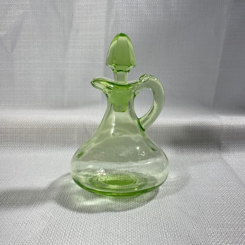 Vintage Uranium Glass Cruet with Stopper Green Vaseline Glass Pitcher UV Glow - Picture 2 of 7